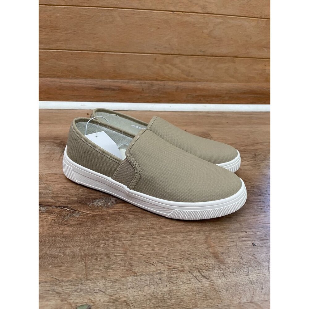 NWT Kensie Womens Slip-On Sneakers Tan Man-Made Upper Casual Shoes Size 7.5M